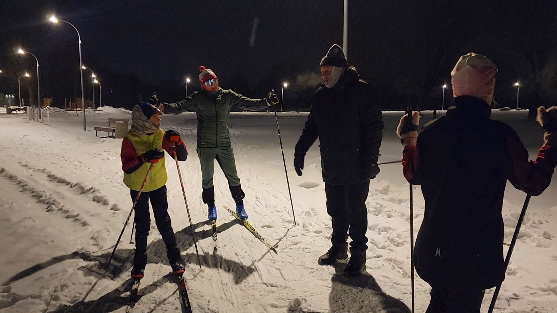 Бронницы, Парк Бронницкий луг, Катание на лыжах, Лыжная трасса в Бронницах,