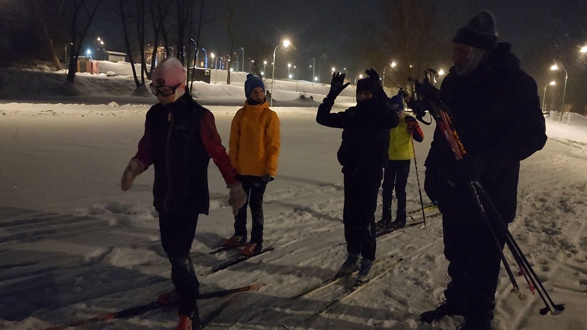 Бронницы, Парк Бронницкий луг, Катание на лыжах, Лыжная трасса в Бронницах,