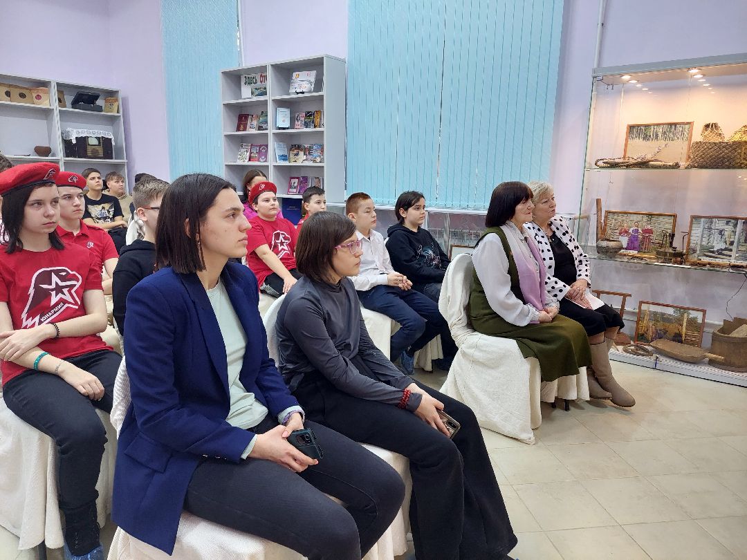 Воскресенск, общество