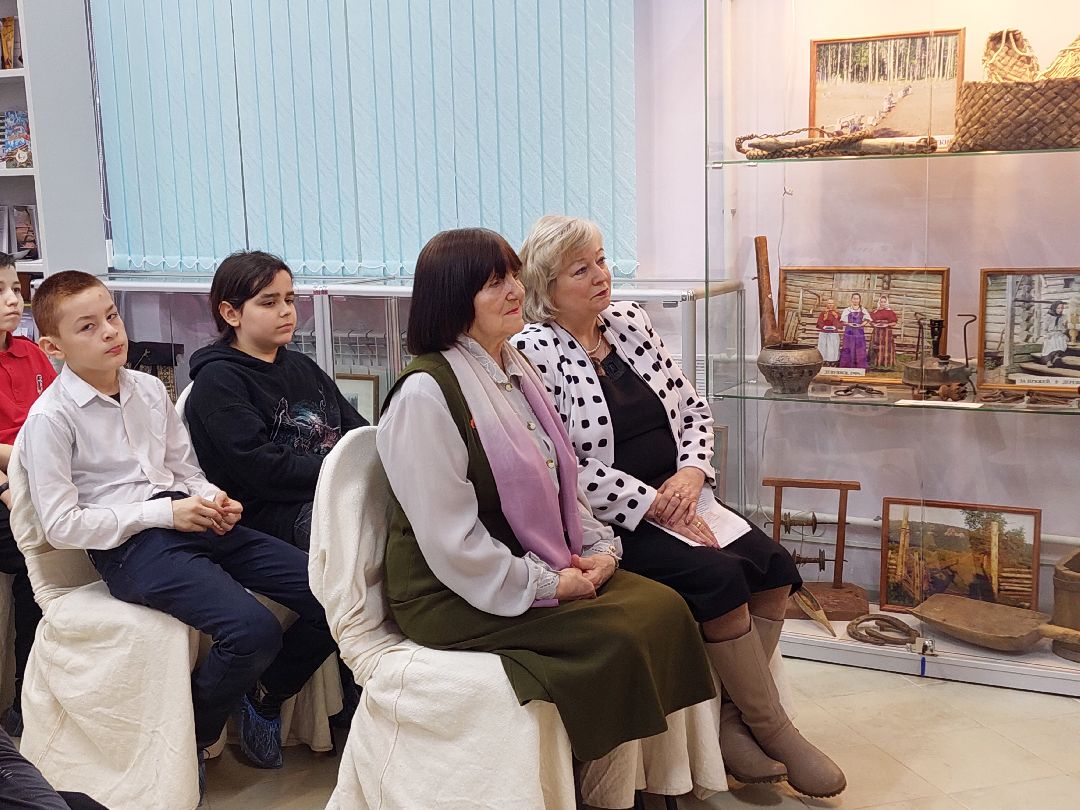 Воскресенск, общество