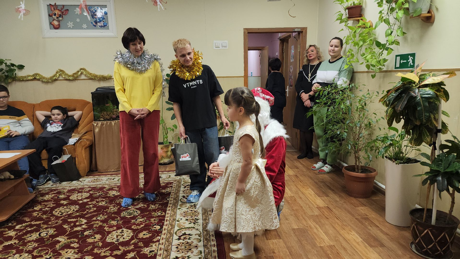 дети, реабилитационный центр, реабилитация, новый год, подарки, подарки на новый год,