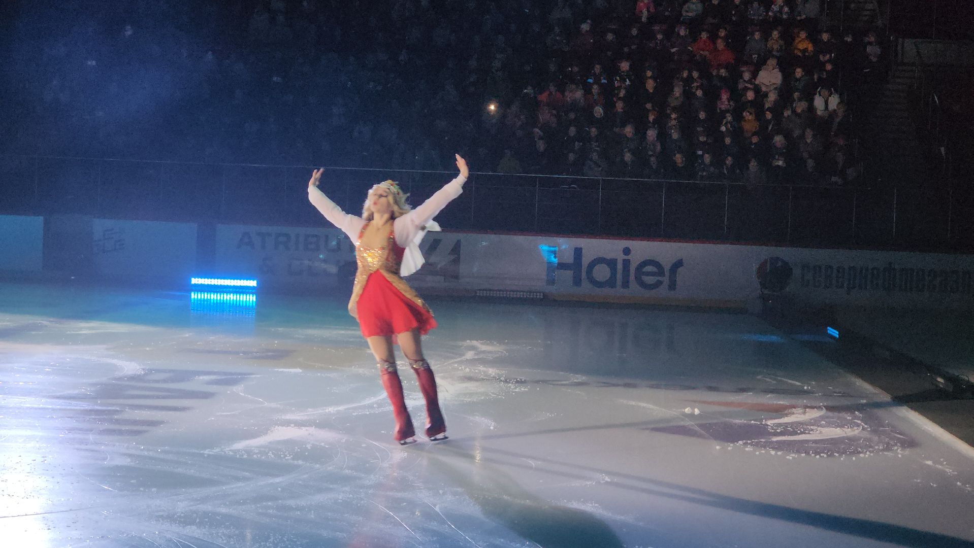 ёлка, новый год, новогоднее настроение, новогодняя елка, елка главы, лед, ледовое шоу,