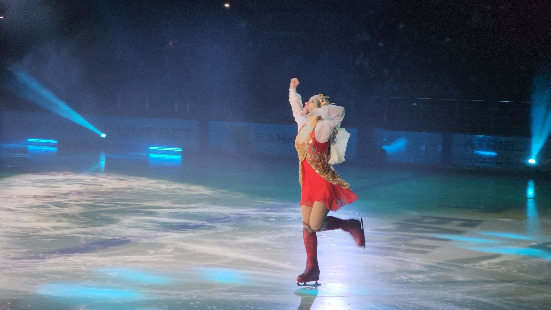 ёлка, новый год, новогоднее настроение, новогодняя елка, елка главы, лед, ледовое шоу,