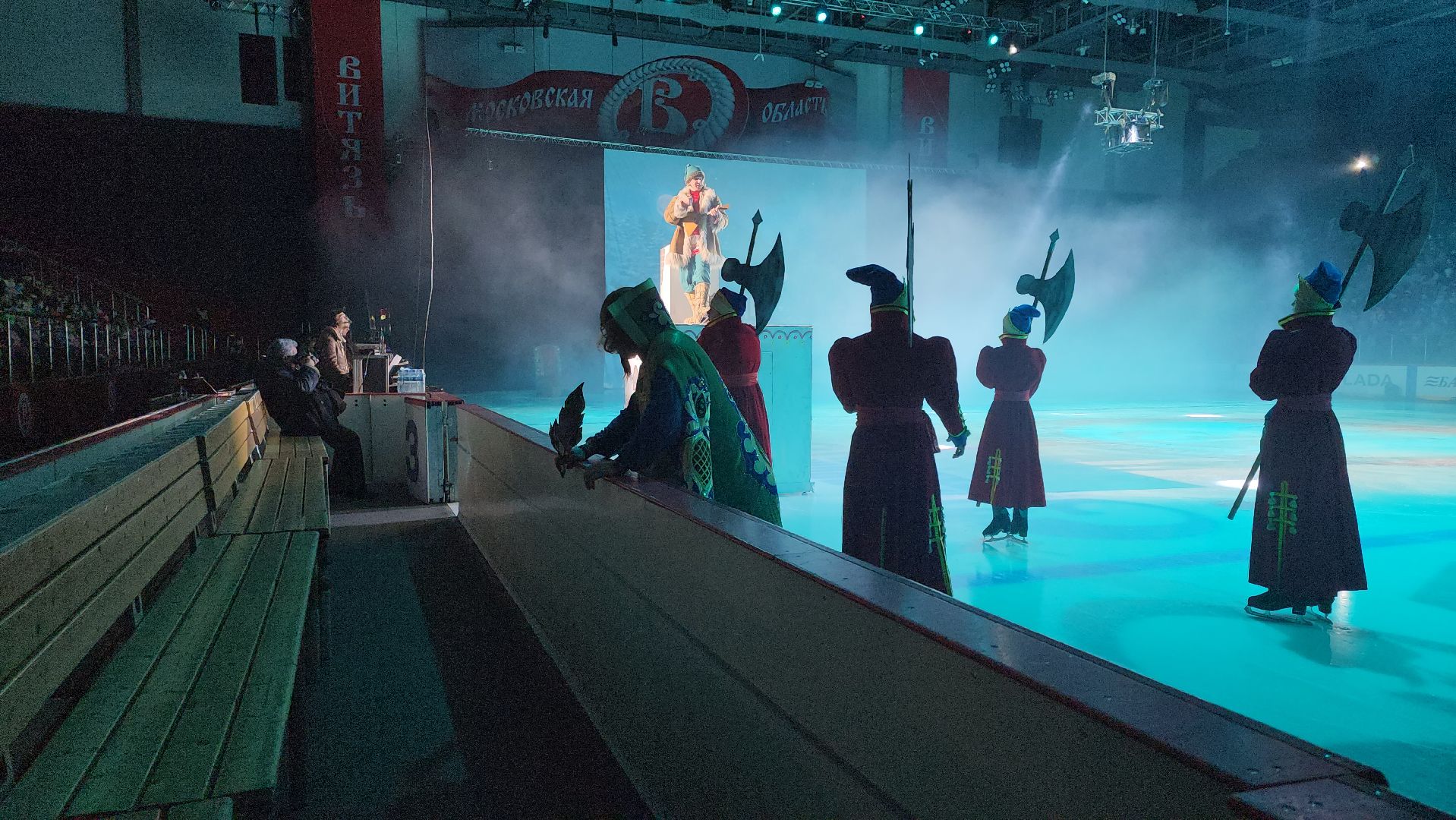 ёлка, новый год, новогоднее настроение, новогодняя елка, елка главы, лед, ледовое шоу,