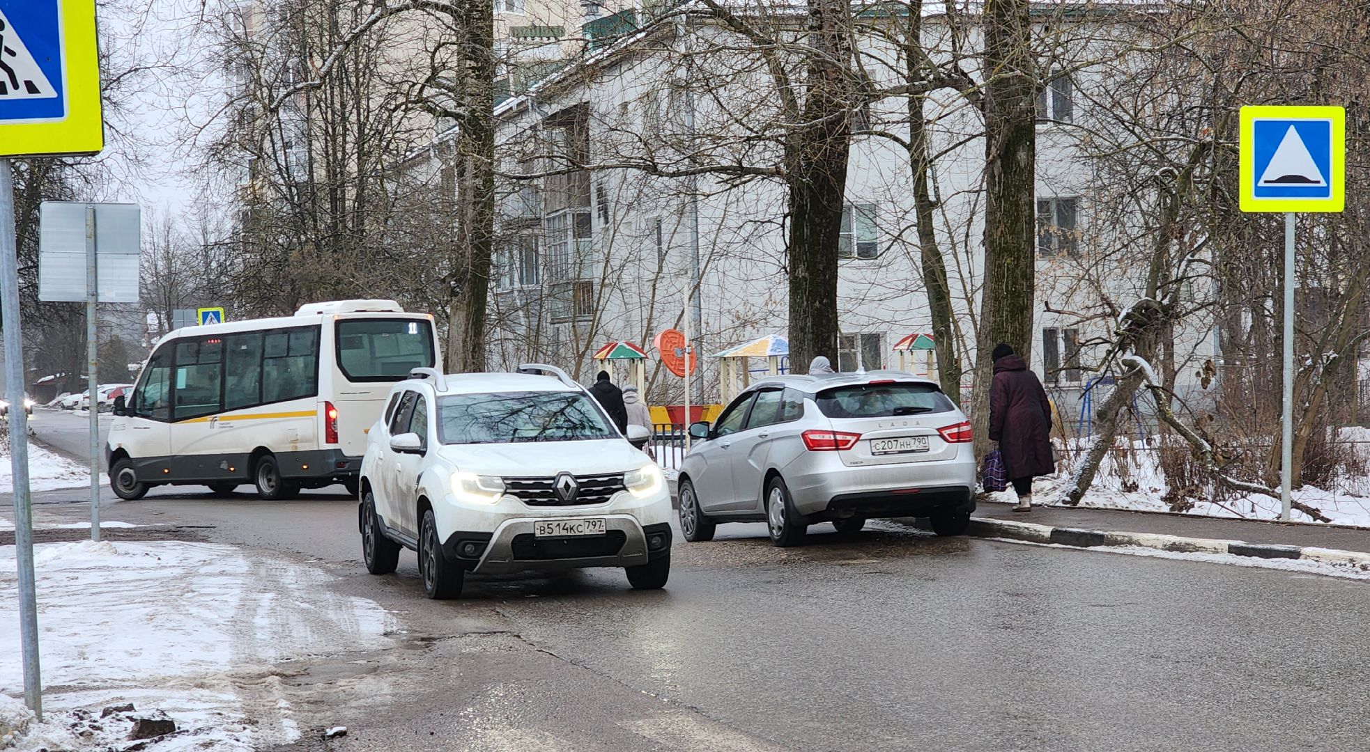 Выездная администрация, Транспорт, Школьные автобусы, вертикалки,