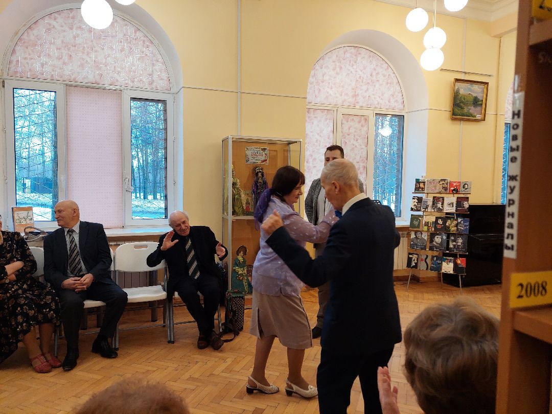 Воскресенск, общество