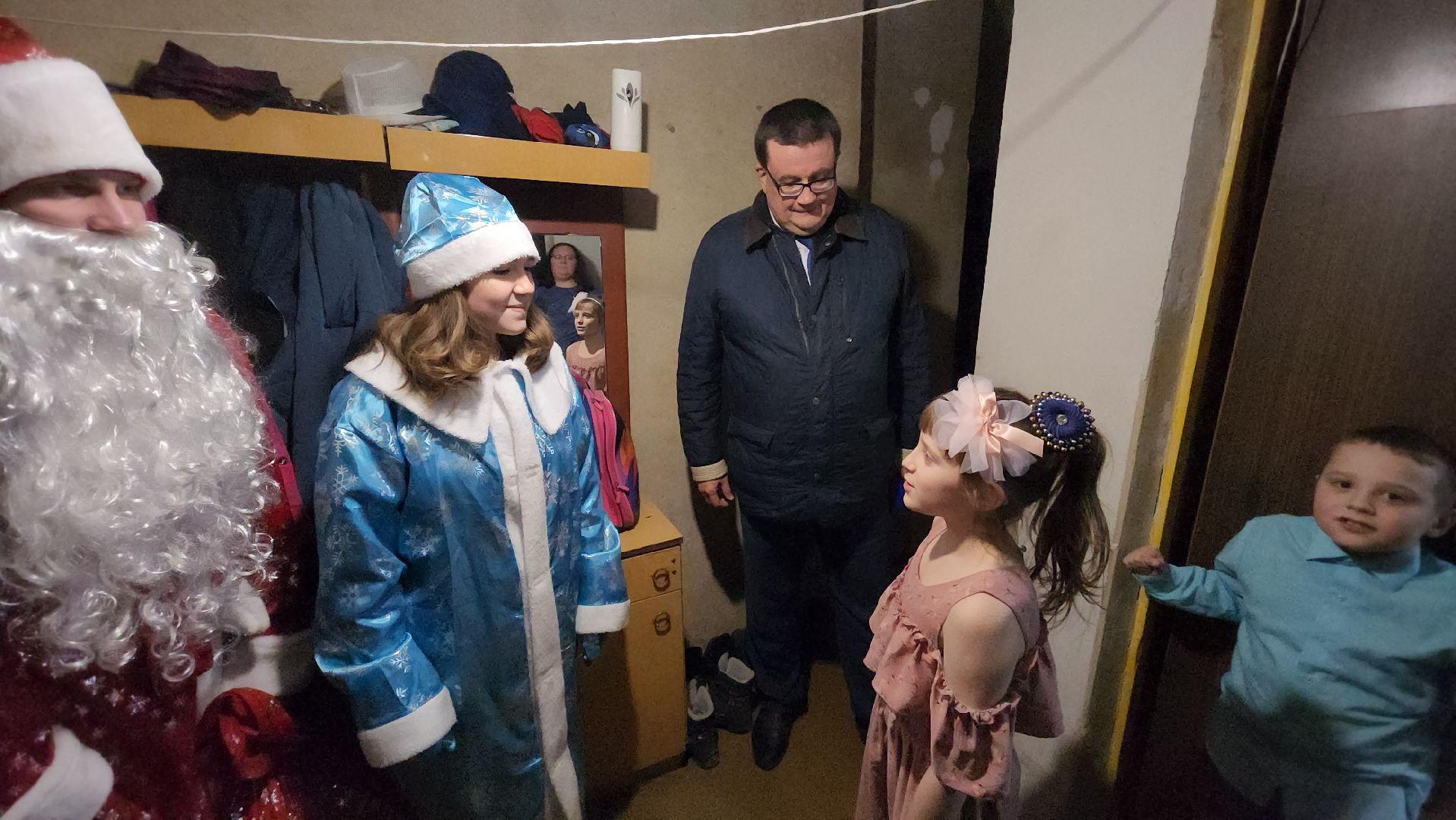 кашира, подарки на новый год, волонтеры, благотворительность, многодетная мама,