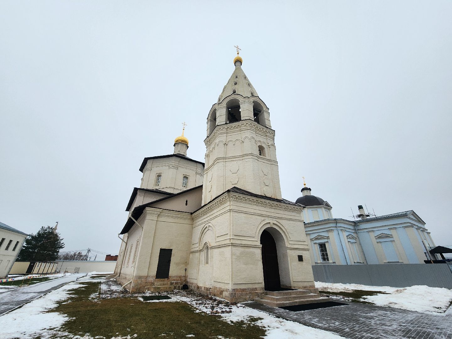 Коломна, монастырь, церковь, реставрация, вертикалки,