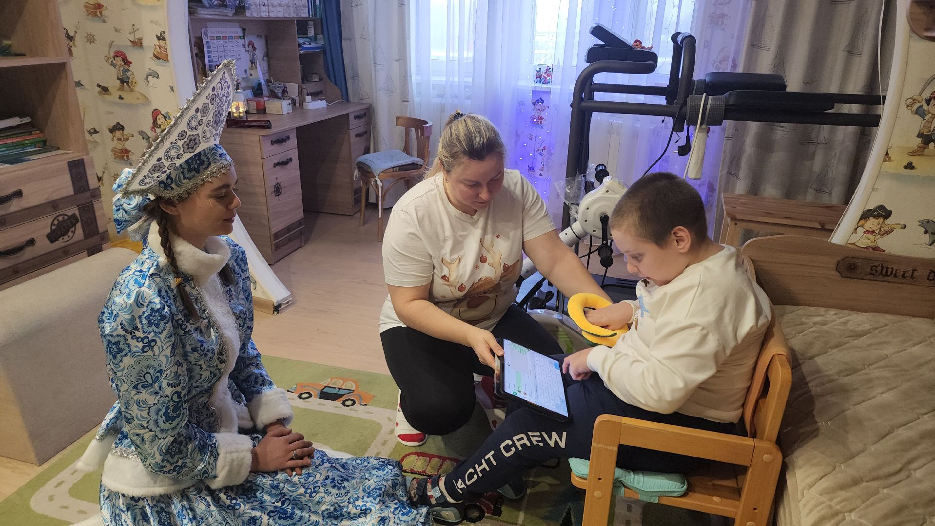 благотворители, благотворительность, новый 2025 год, праздник, подарки, подарки для детей, дети с овз,