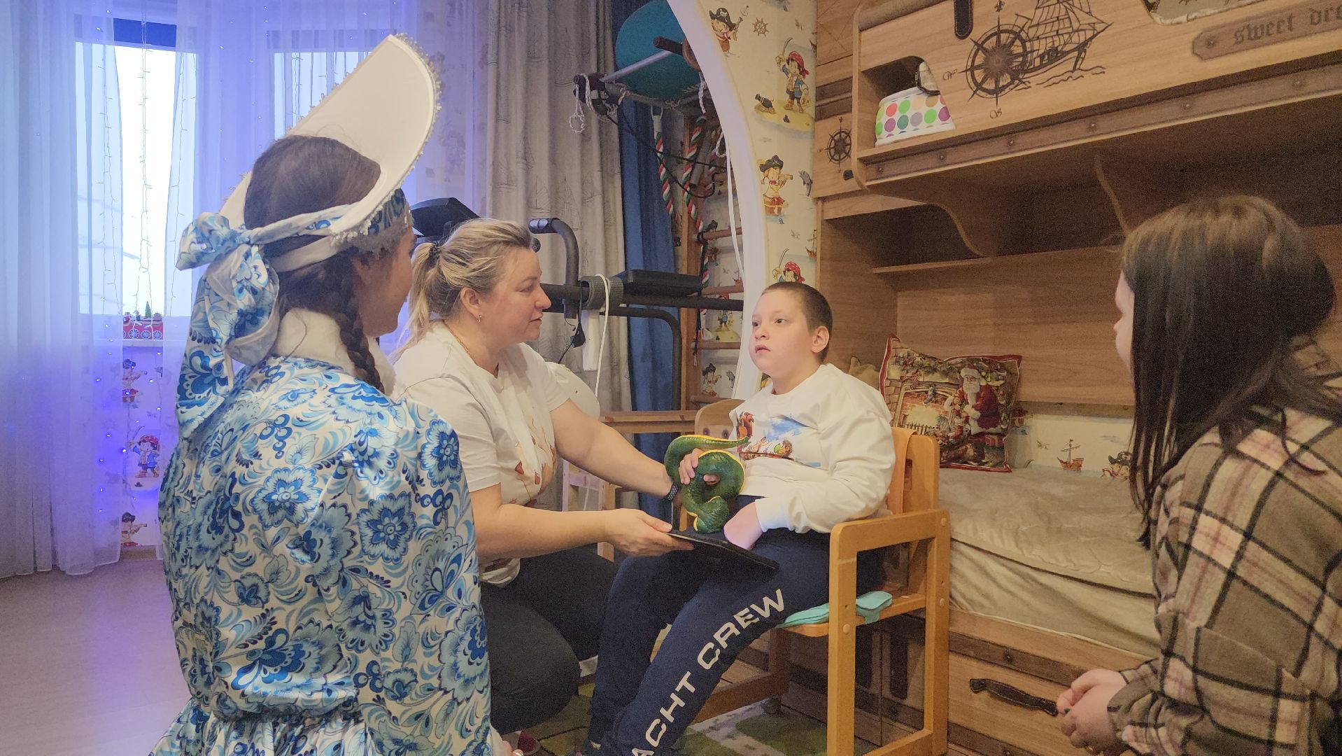 благотворители, благотворительность, новый 2025 год, праздник, подарки, подарки для детей, дети с овз,