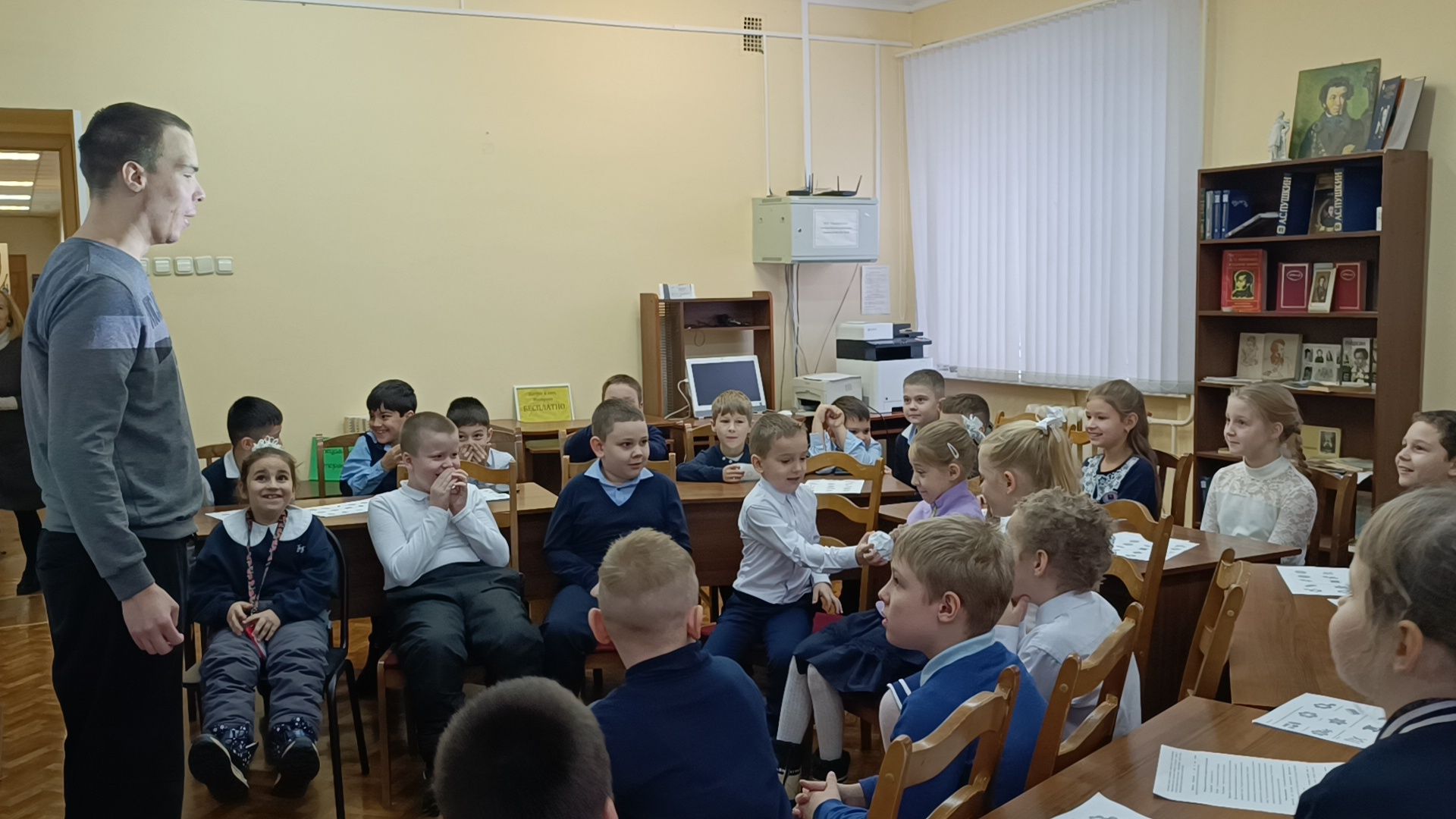 снежинка, лобня, библиотека, снег,