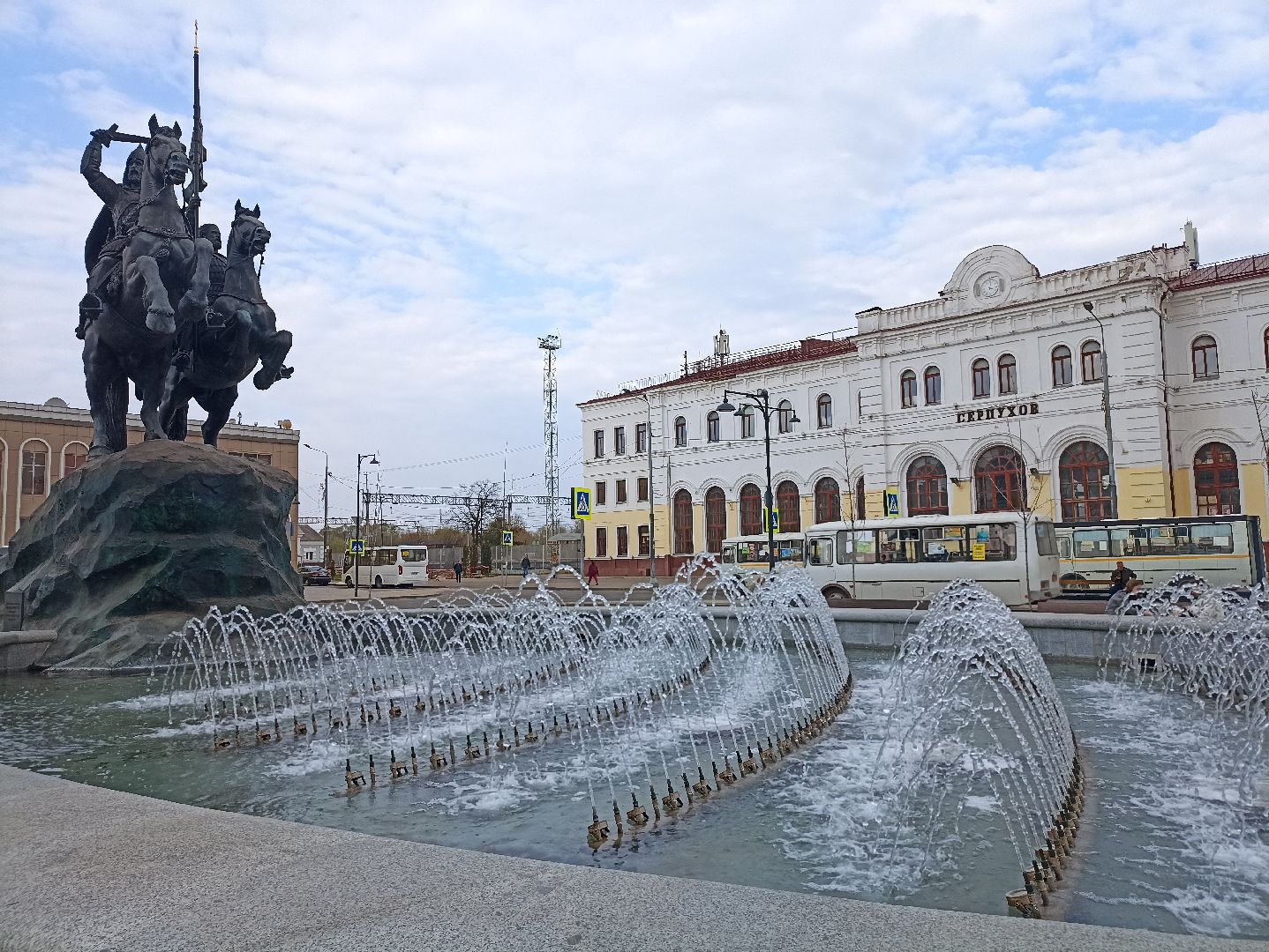 Серпухов, Подмосковье, фонтан, Храбрый, Донской
