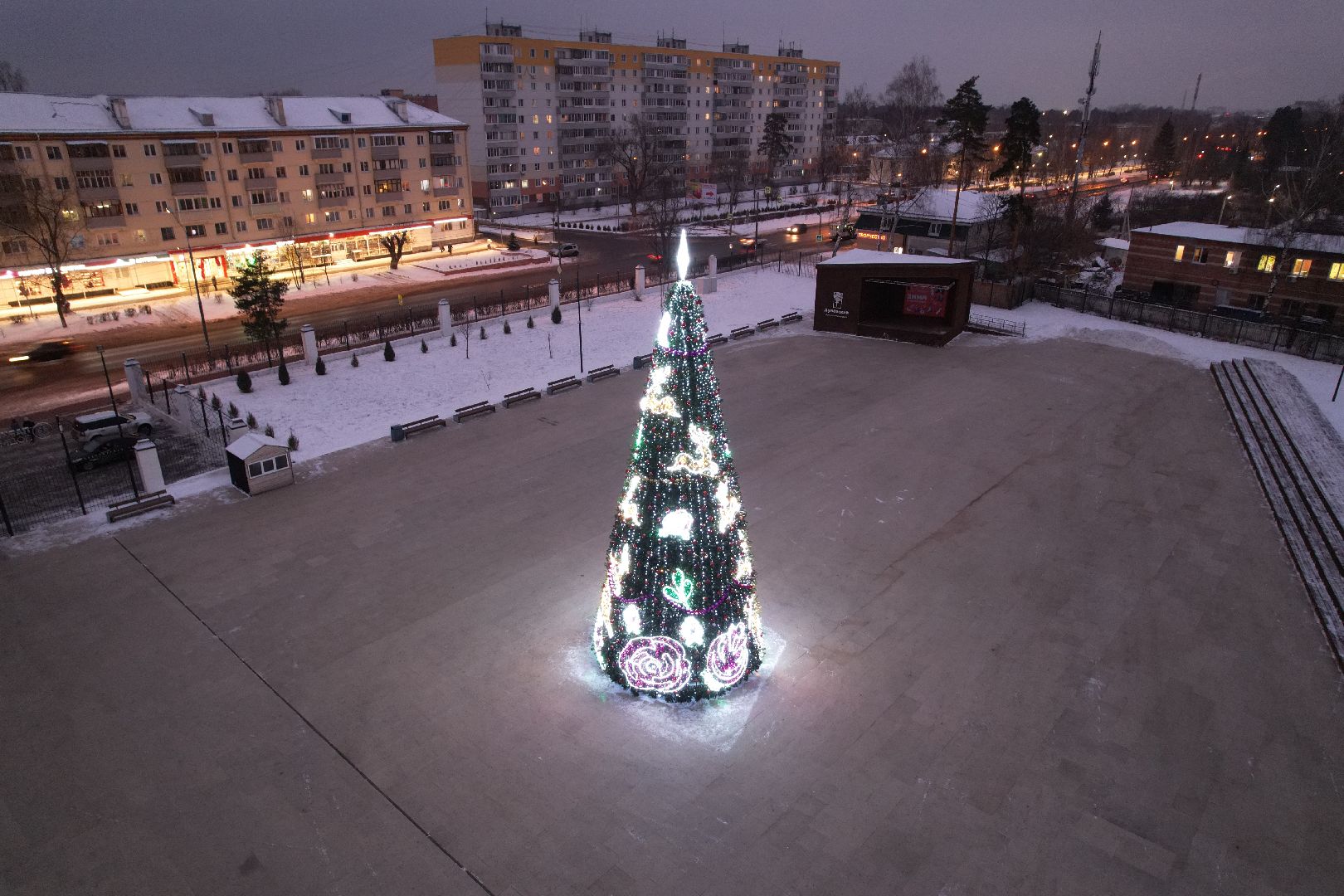 видео с коптера, орехово-зуево, ликино-дулево, ёлка, благоустройство, новый год,