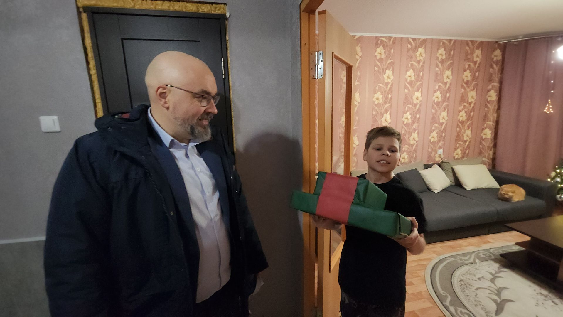 серпухов, елка желаний, депутат, подарки, новый год, дед мороз,