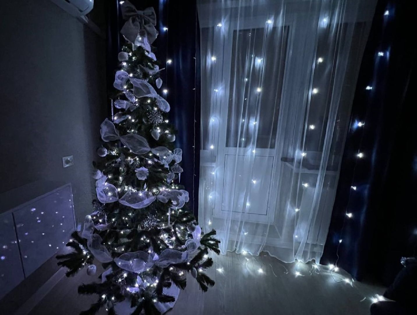 Новый год, новогодняя елка, праздник, Зима в Подмосковье, елочные базары, Лосино-Петровский,