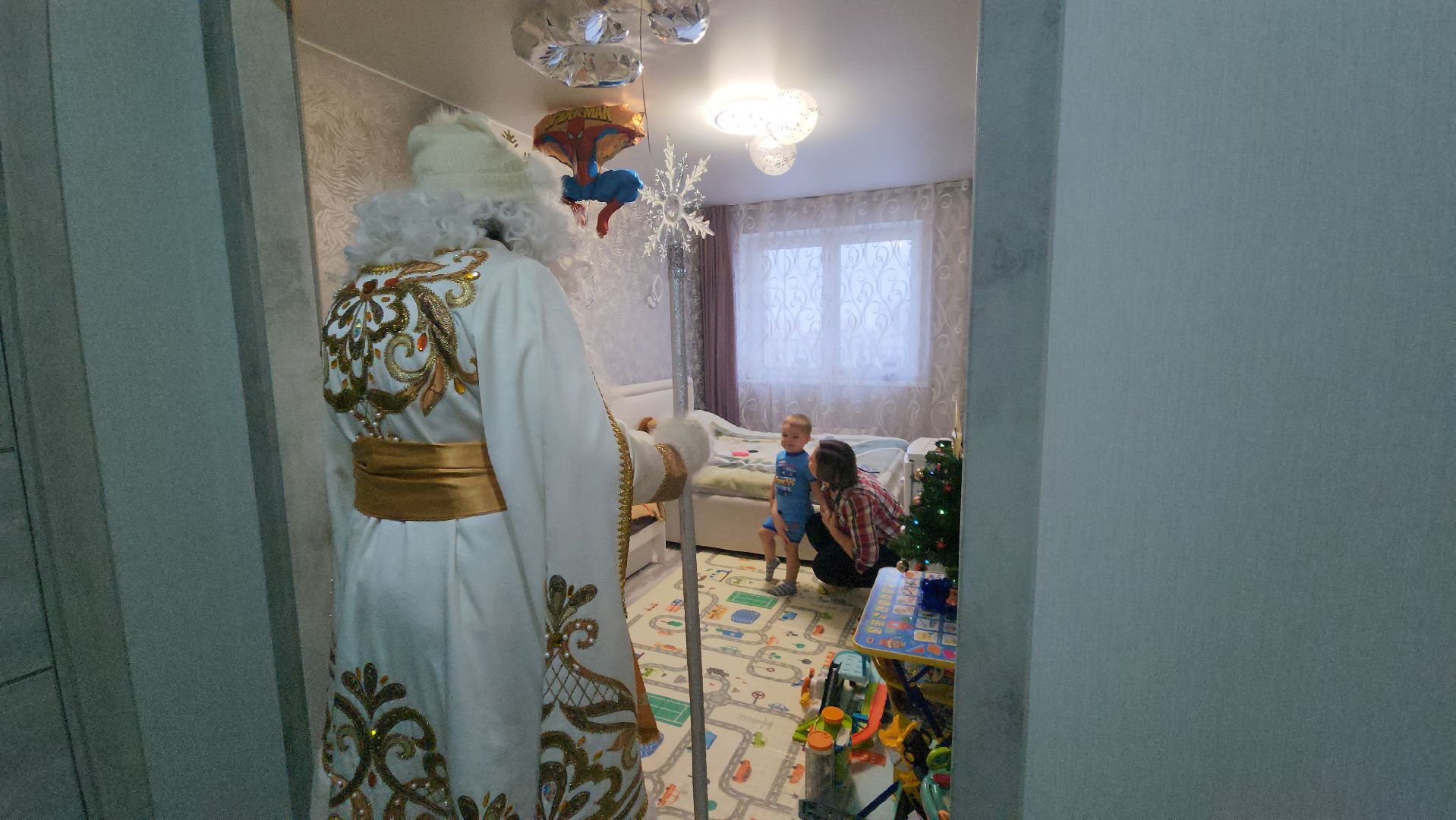 котельники, новый год, дед мороз, поздравления, дети бойцов сво, елка желаний,