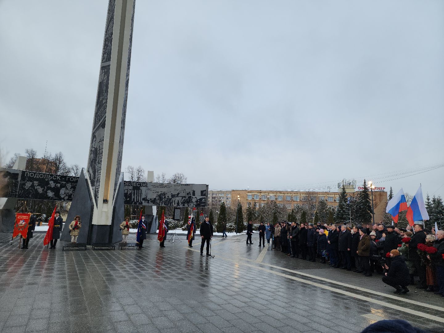 Подольск, Стела город трудовой доблести, Открытие стелы, Благоустройство,