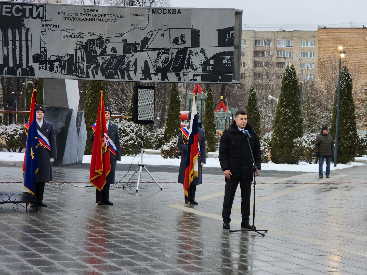 Подольск, Стела город трудовой доблести, Открытие стелы, Благоустройство,