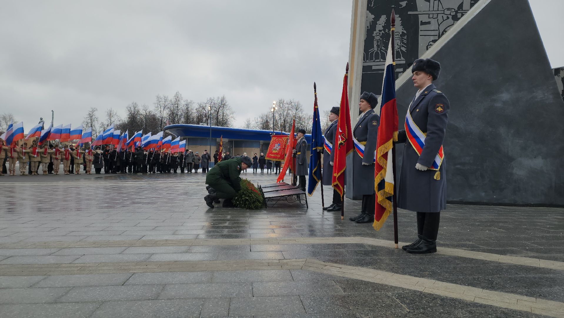 Подольск, Стела город трудовой доблести, Открытие стелы, Благоустройство,