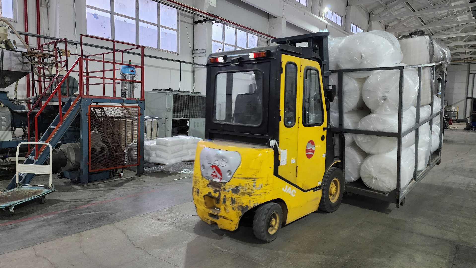 кашира, помощь сво, антидроновые одеяла, тепофол, теплоизоляционный материал,