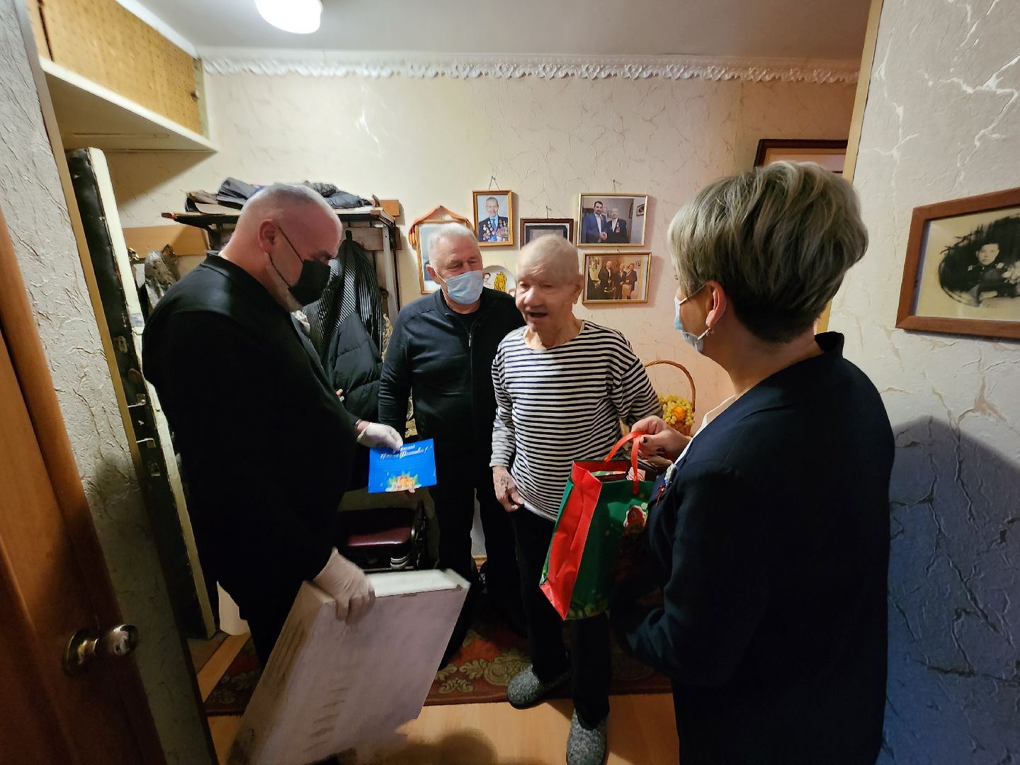 ветеран вов, новый 2025 год, поздравление ветерана, руза, рузский городской округ, зима в подмосковье, московская область,