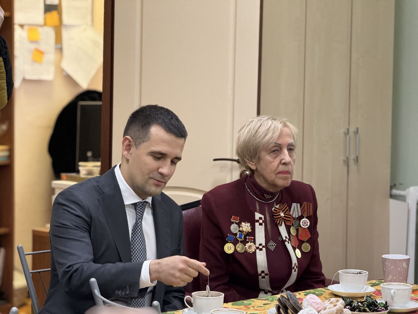 Узники фашистских концлагерей, Ветераны ВОВ, глава муниципалитета, глава поздравил узников,Кцсор домодедовский,