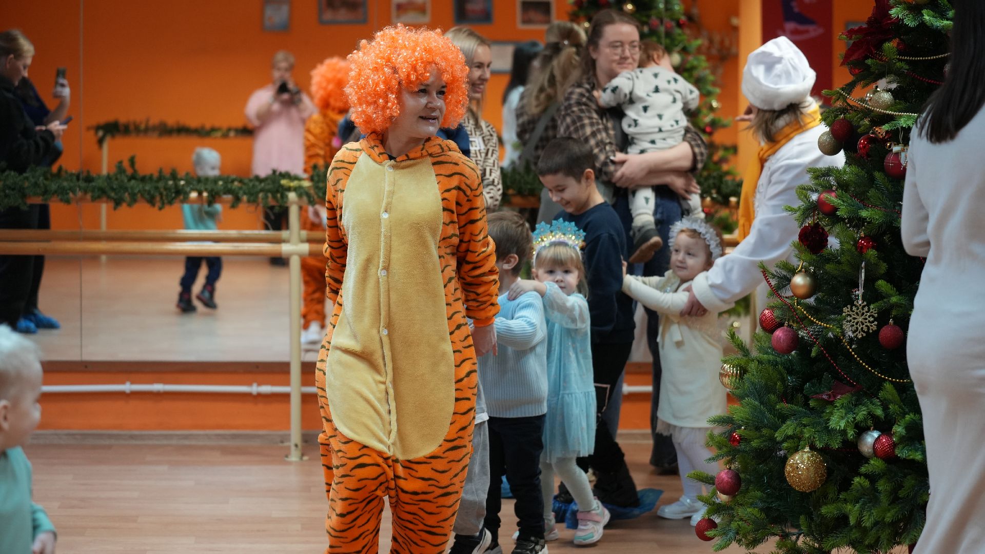 вертикалка, утренник, новый год,