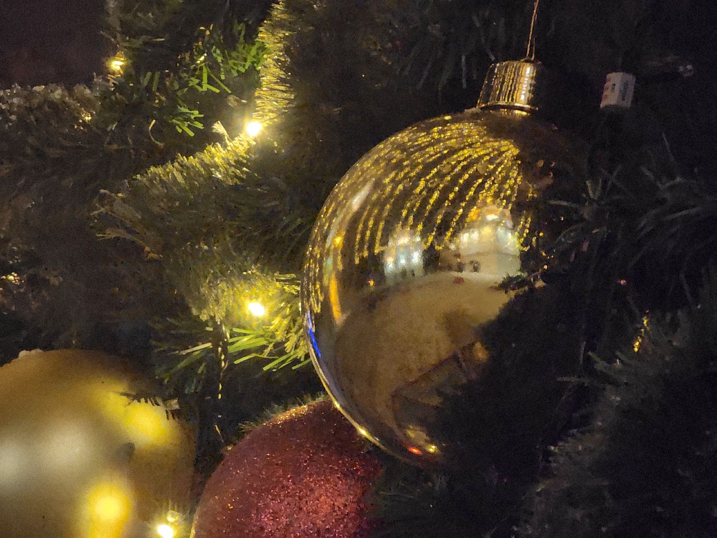 Коломна, зима в подмосковье, новогодняя елка, новогоднее украшение, вертикалки,