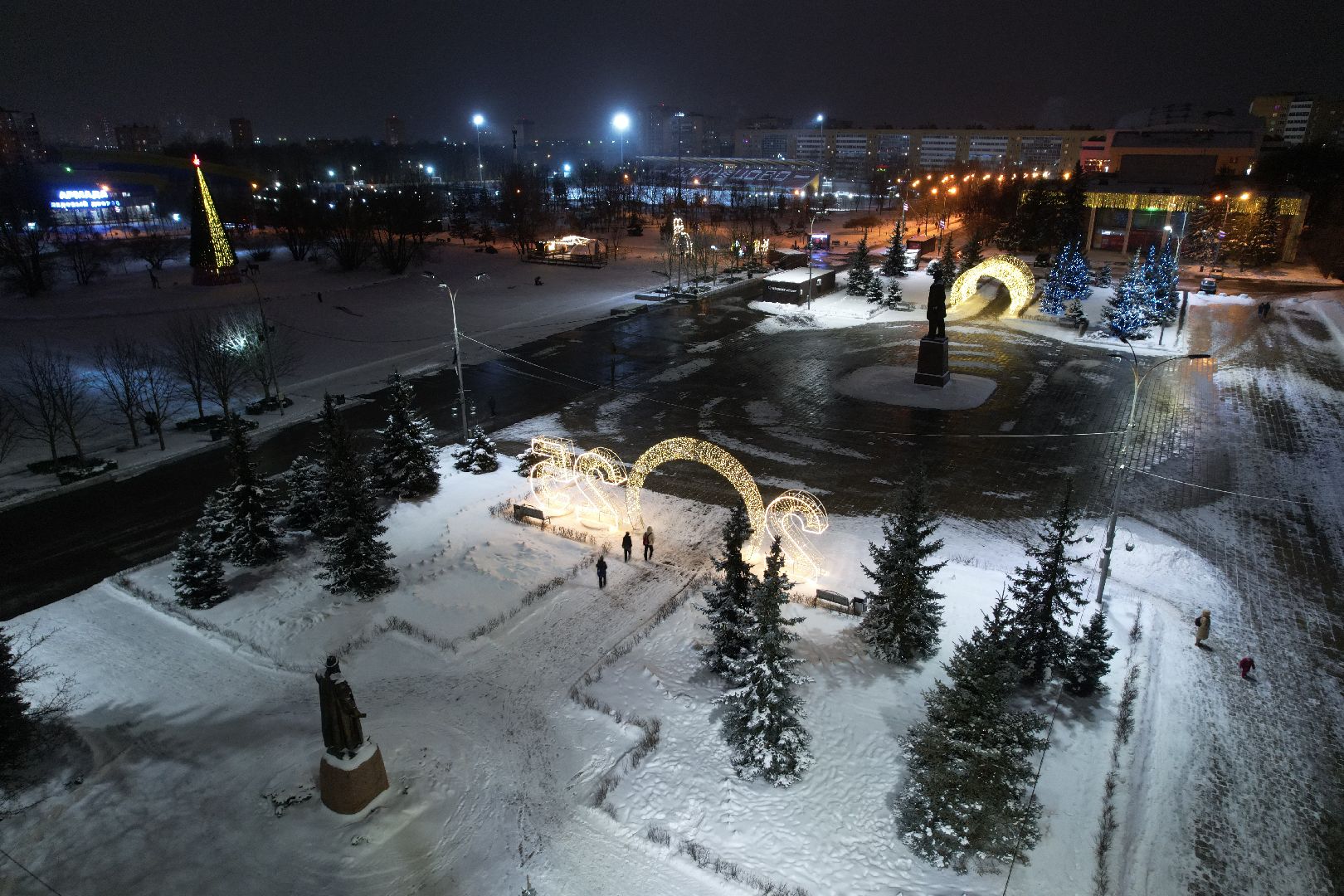 видео с коптера, одинцово, ёлка, новый год, иллюминация,