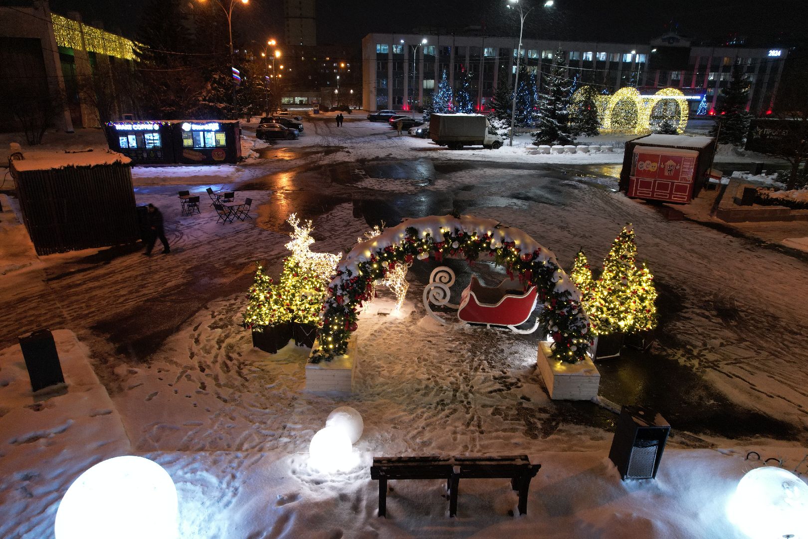 видео с коптера, одинцово, ёлка, новый год, иллюминация,