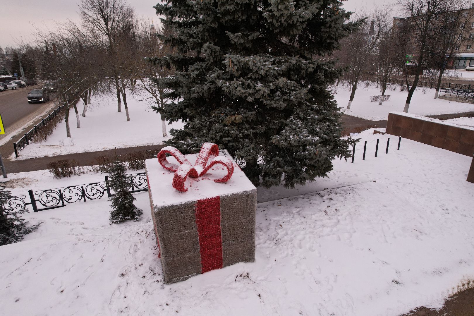 видео с коптера, зима в подмосковье, ёлка,