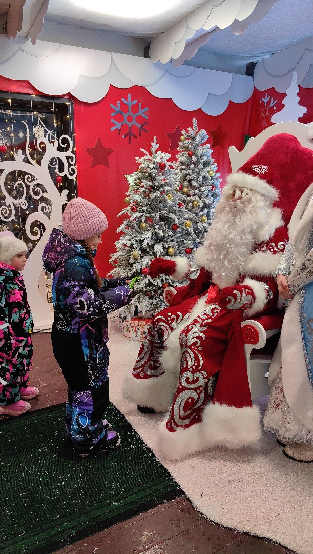 резиденция Деда Мороза, парк, Дед Мороз, снегурочка,