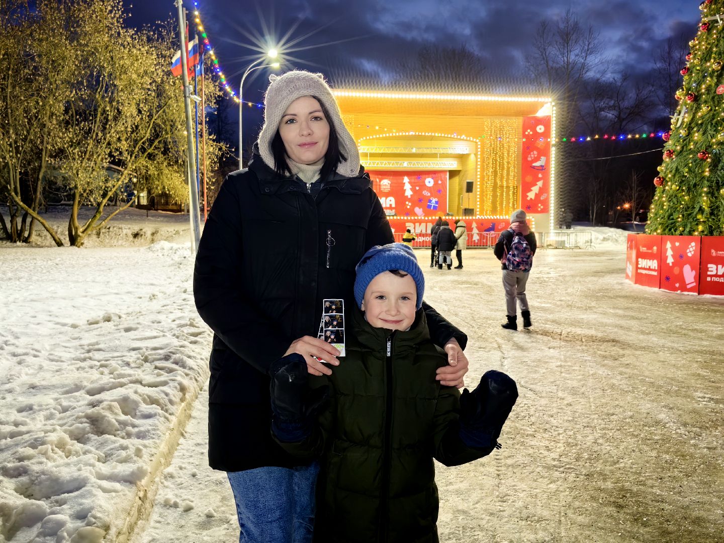 фотобудка, автомат, снимок, парк, елка,