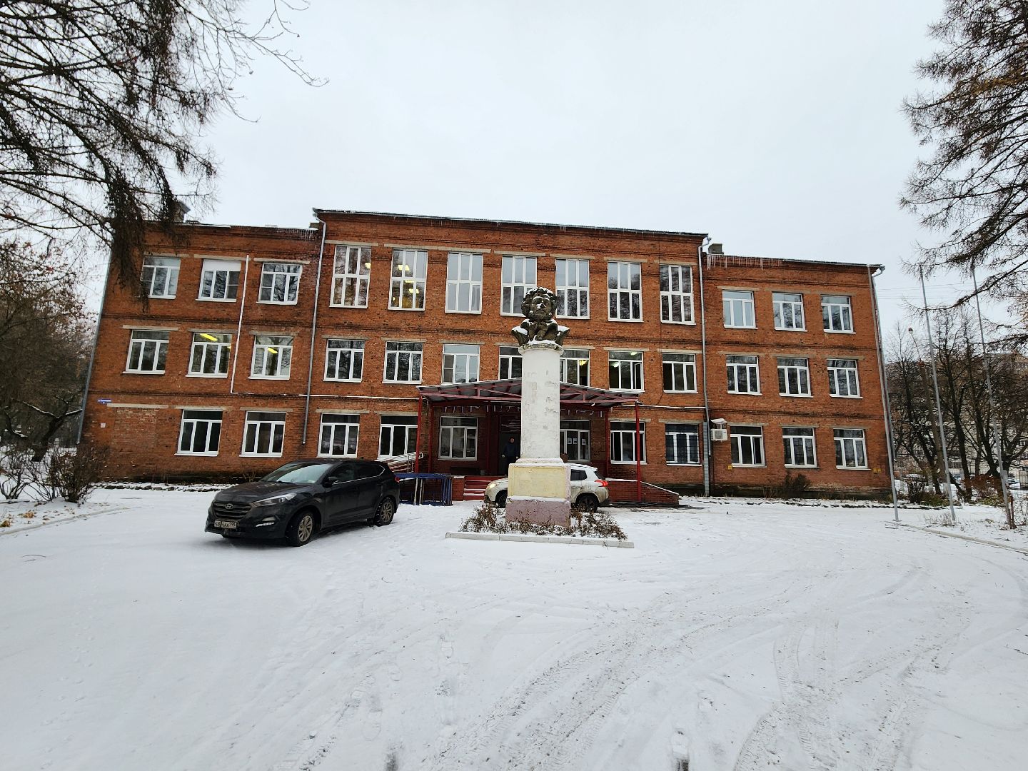 серпухов, школа 6, бюст пушкина, капитальный ремонт, образование, вертикалки,