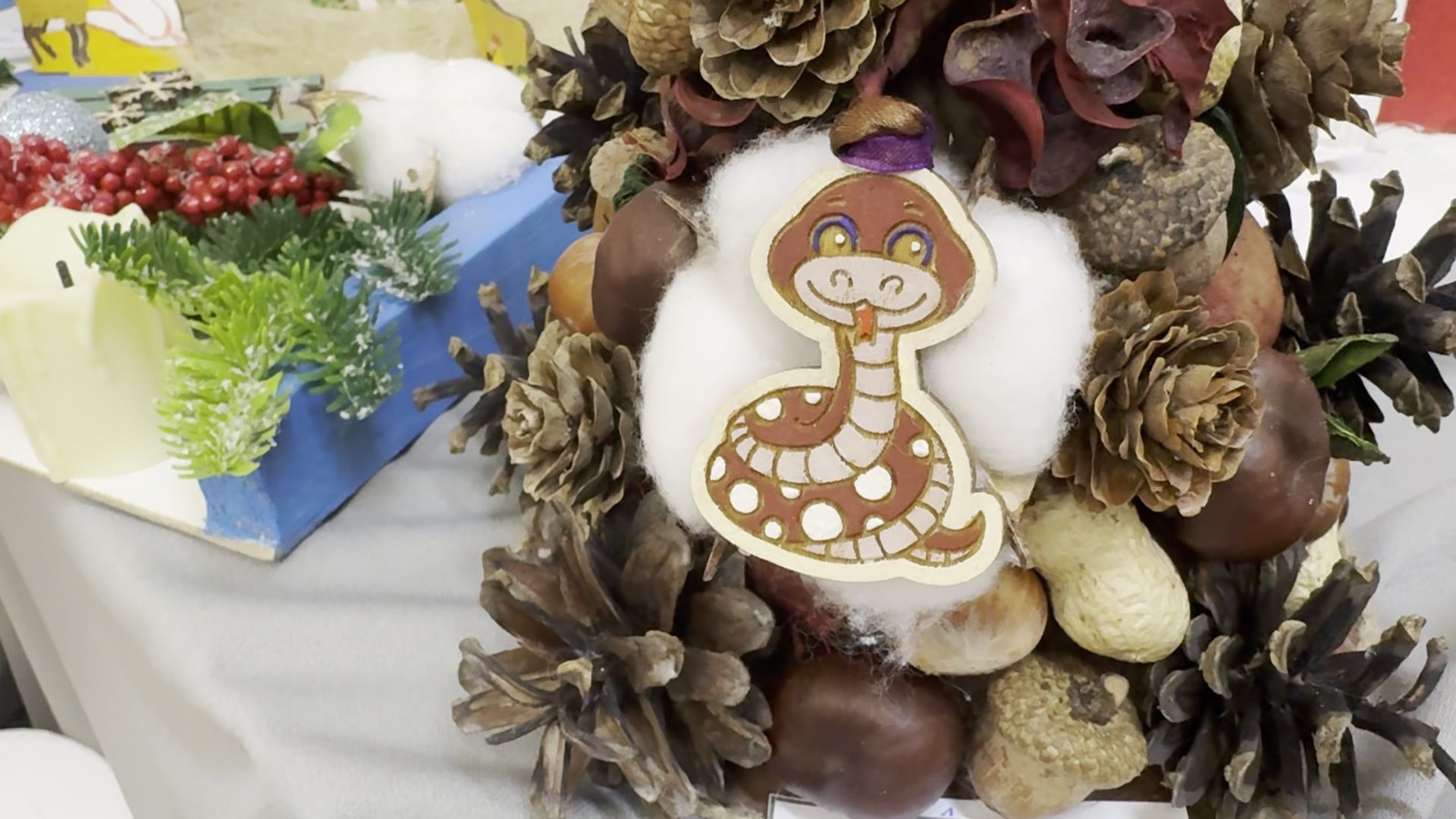 Реутов, вертикалки, выставка, музей, чудеса рождества, руками ребенка, номинации, арт-текстиль, смешанная техника,