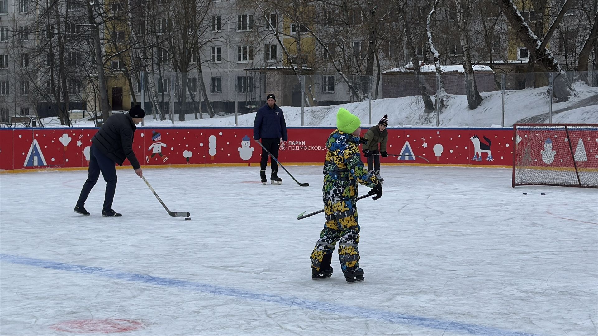 хоккейная коробка, вектор недвижимости, Бесплатный каток в Одинцово,