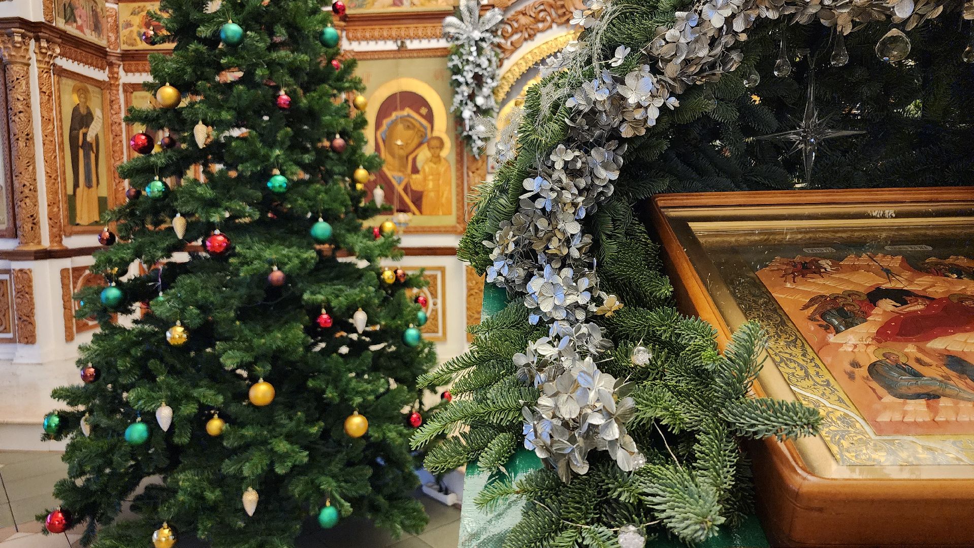 Рождество,подготовка к рождественской службе, Троицкий храм, Старая Купавна, Богородский городской округ,