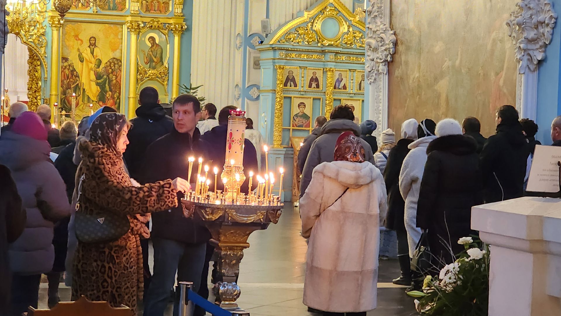 рождественская служба, рождественский сочельник, рождественский вертеп, истра, вертикалки,