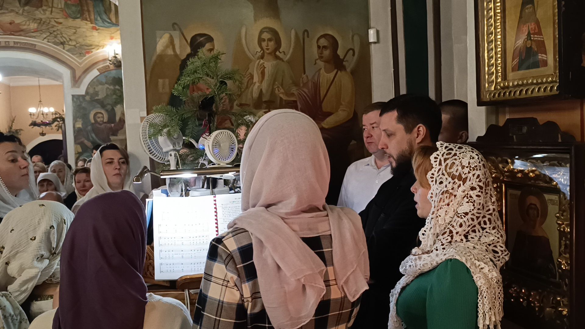 рождество христово, храм, лобня, рождественская служба, вертикалки,