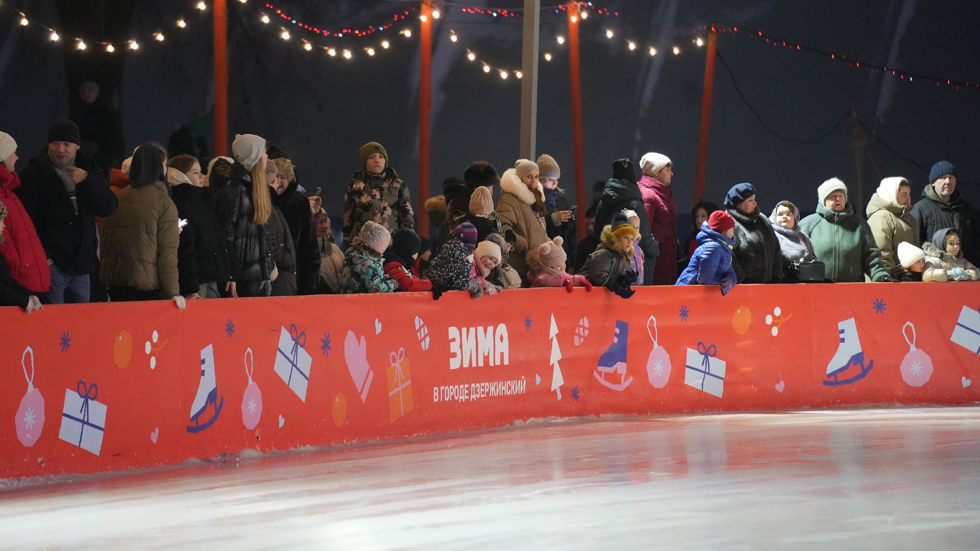 вертикалка, рождество, каток,