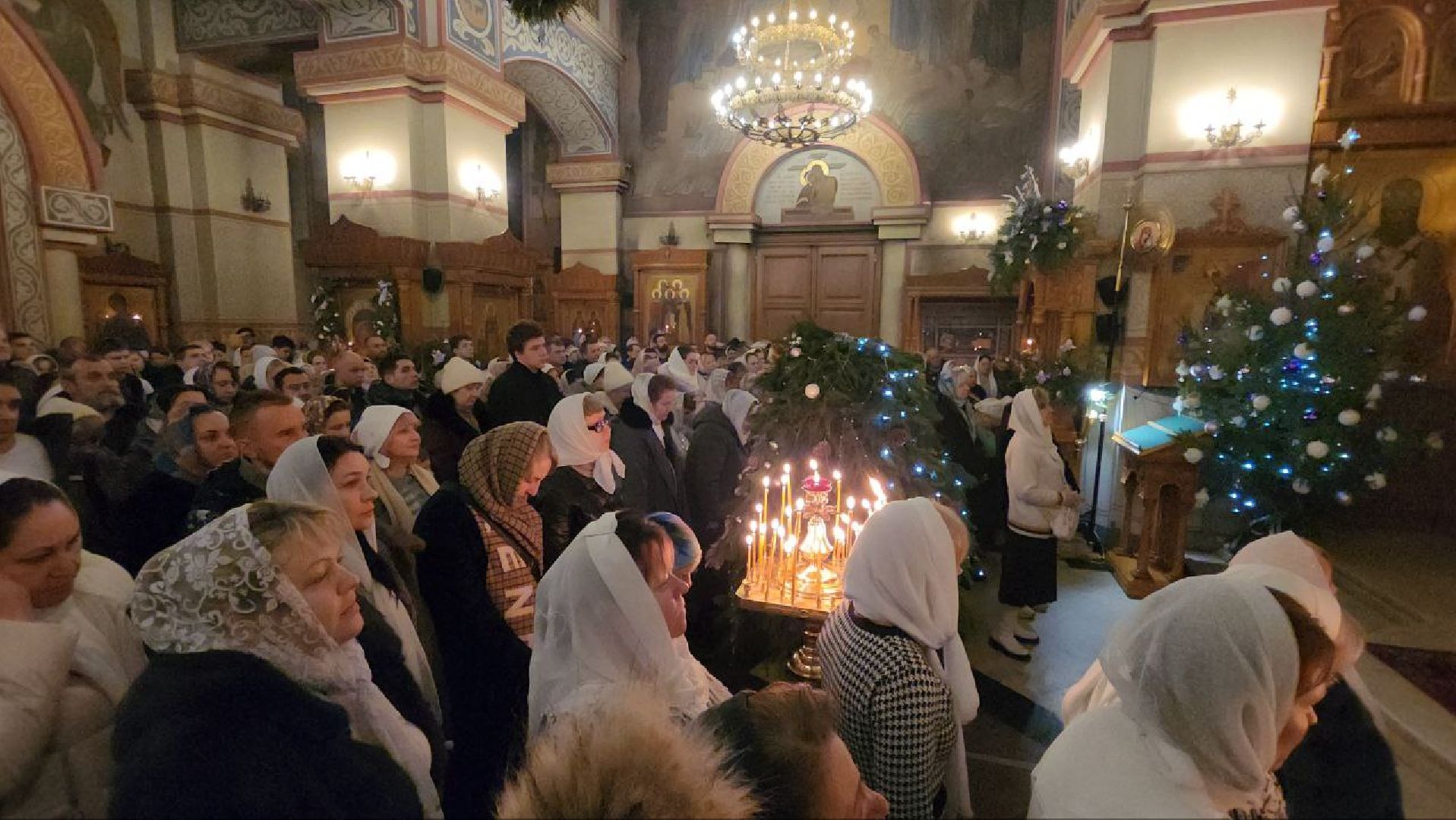 люберцы, преображенский собор, всенощная, верующие, вертикалки,