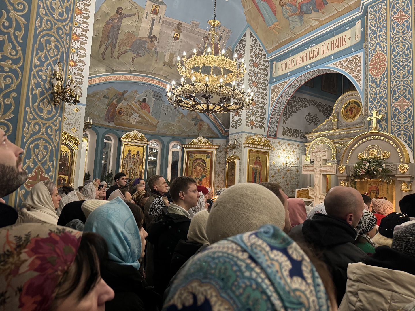 рождественская служба, рождественская литургия, Праздник Рождества Христова, храм георгия победоносца, Храмы Ленинского округа,