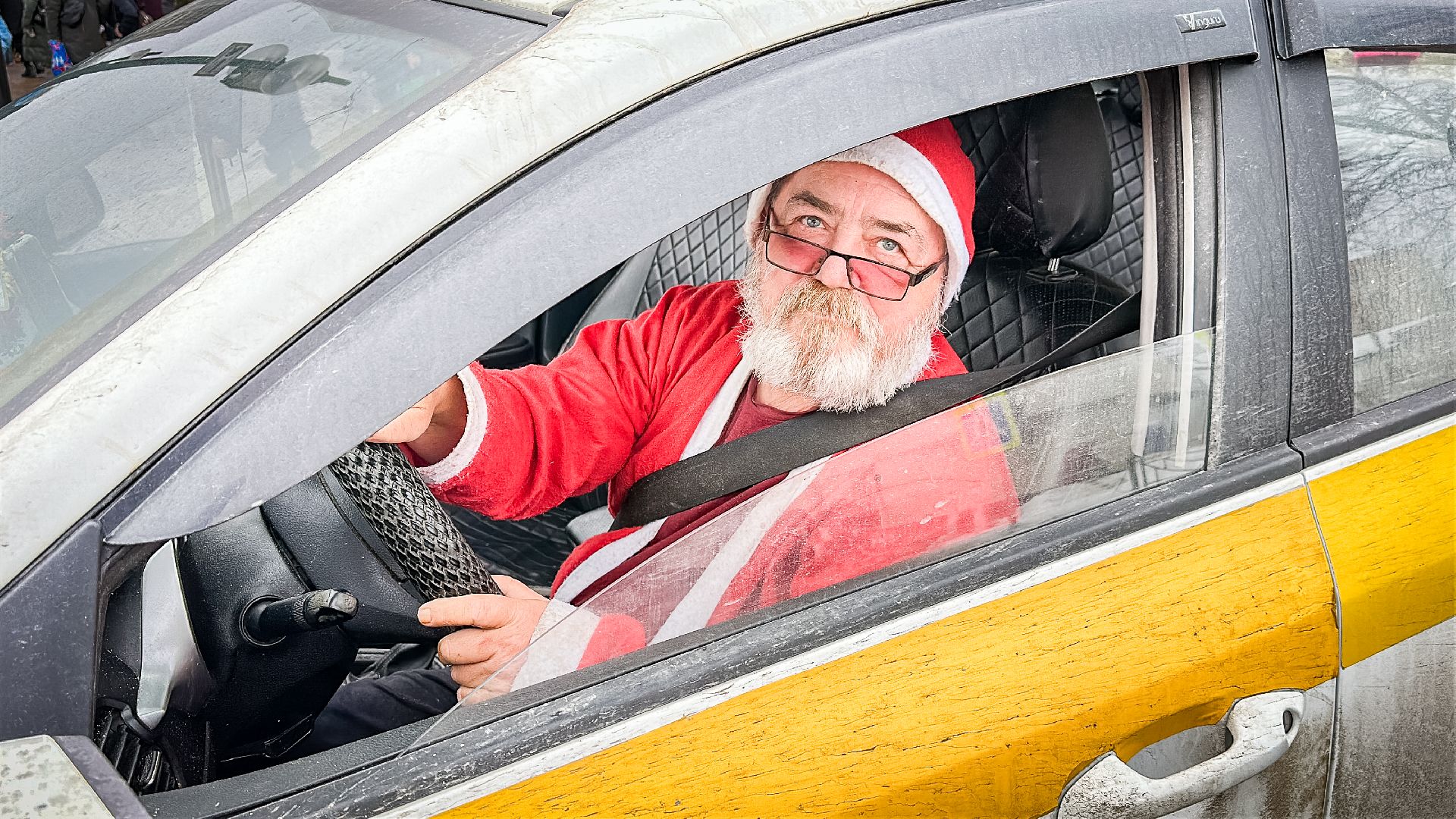 Клин, общество, транспорт, такси, дед мороз,