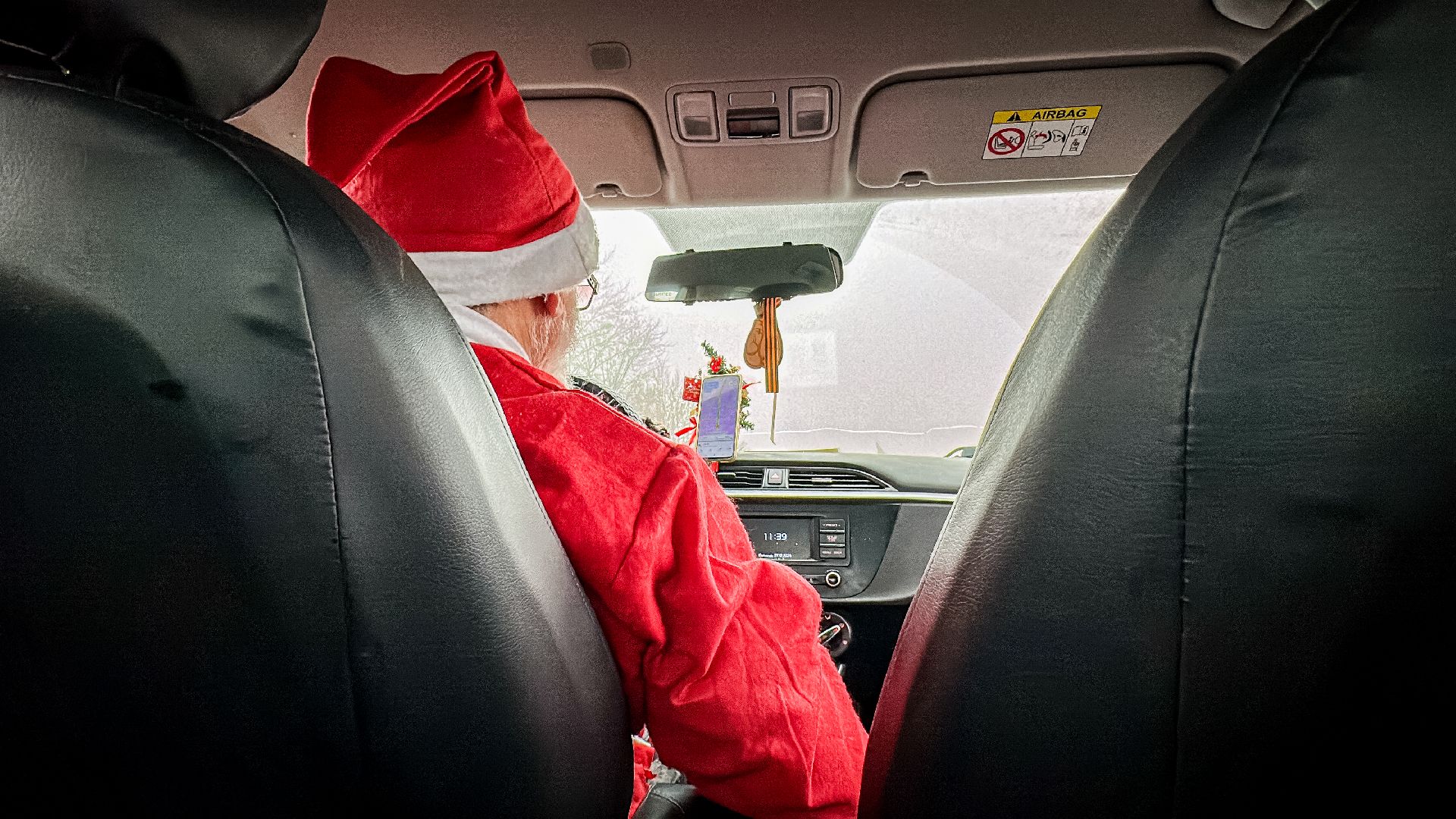 Клин, общество, транспорт, такси, дед мороз,