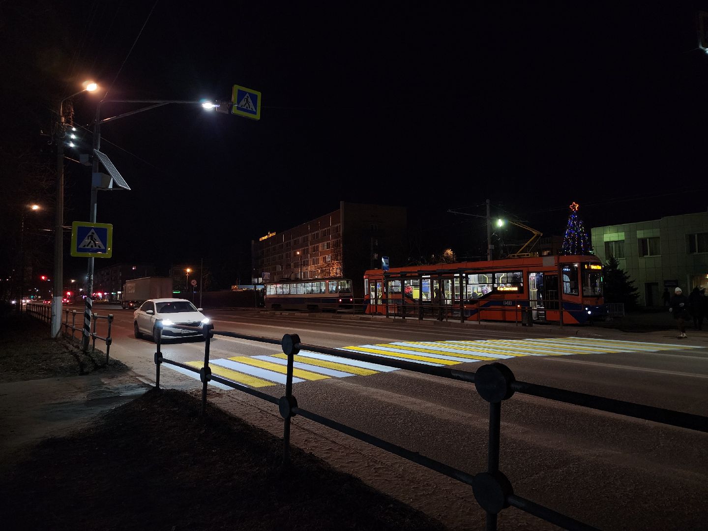 Коломна, дороги, проекционный пешеходный переход,