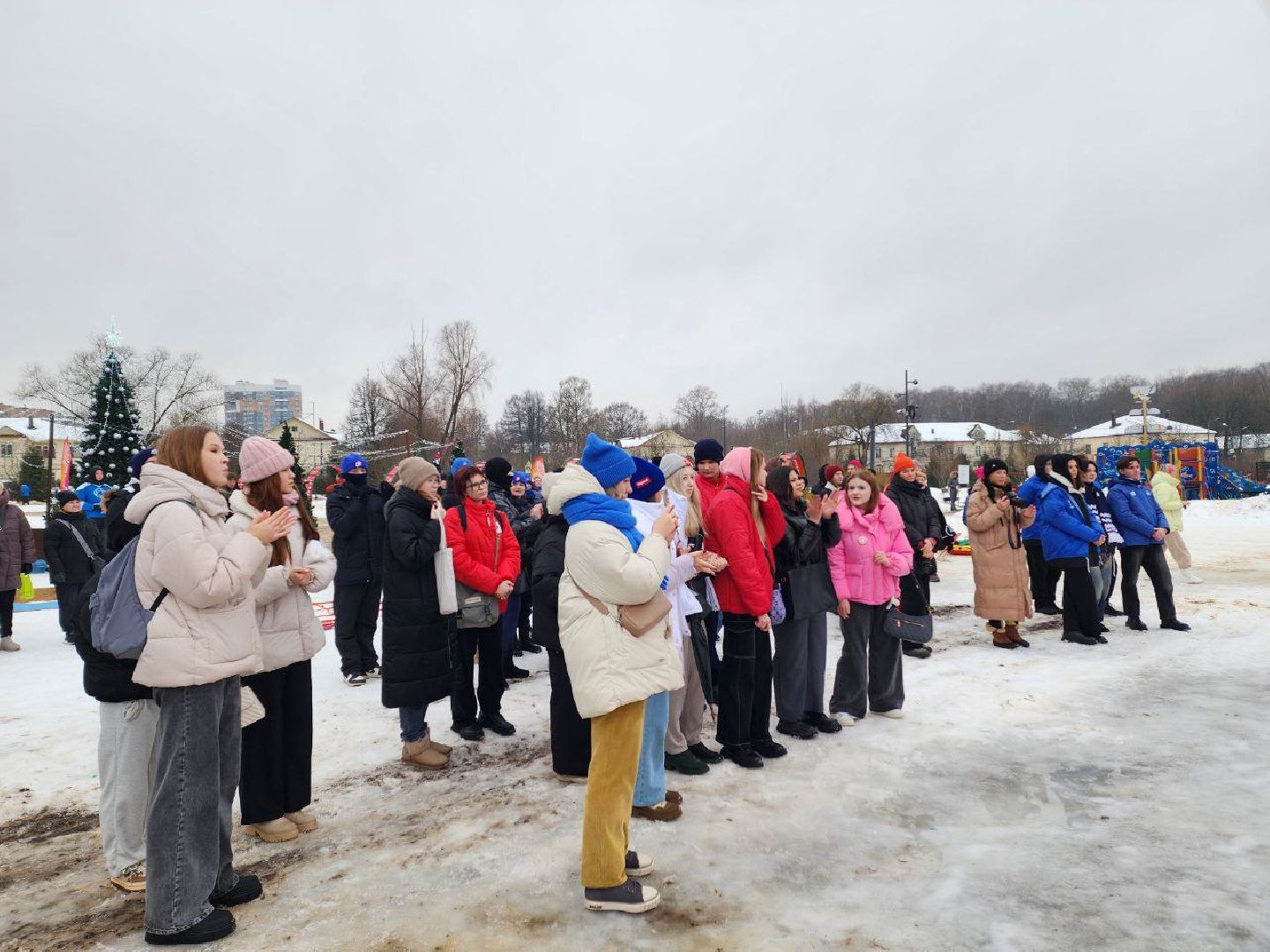 солнечногорск, жители, праздник, новый год, молодежь, вертикалки,