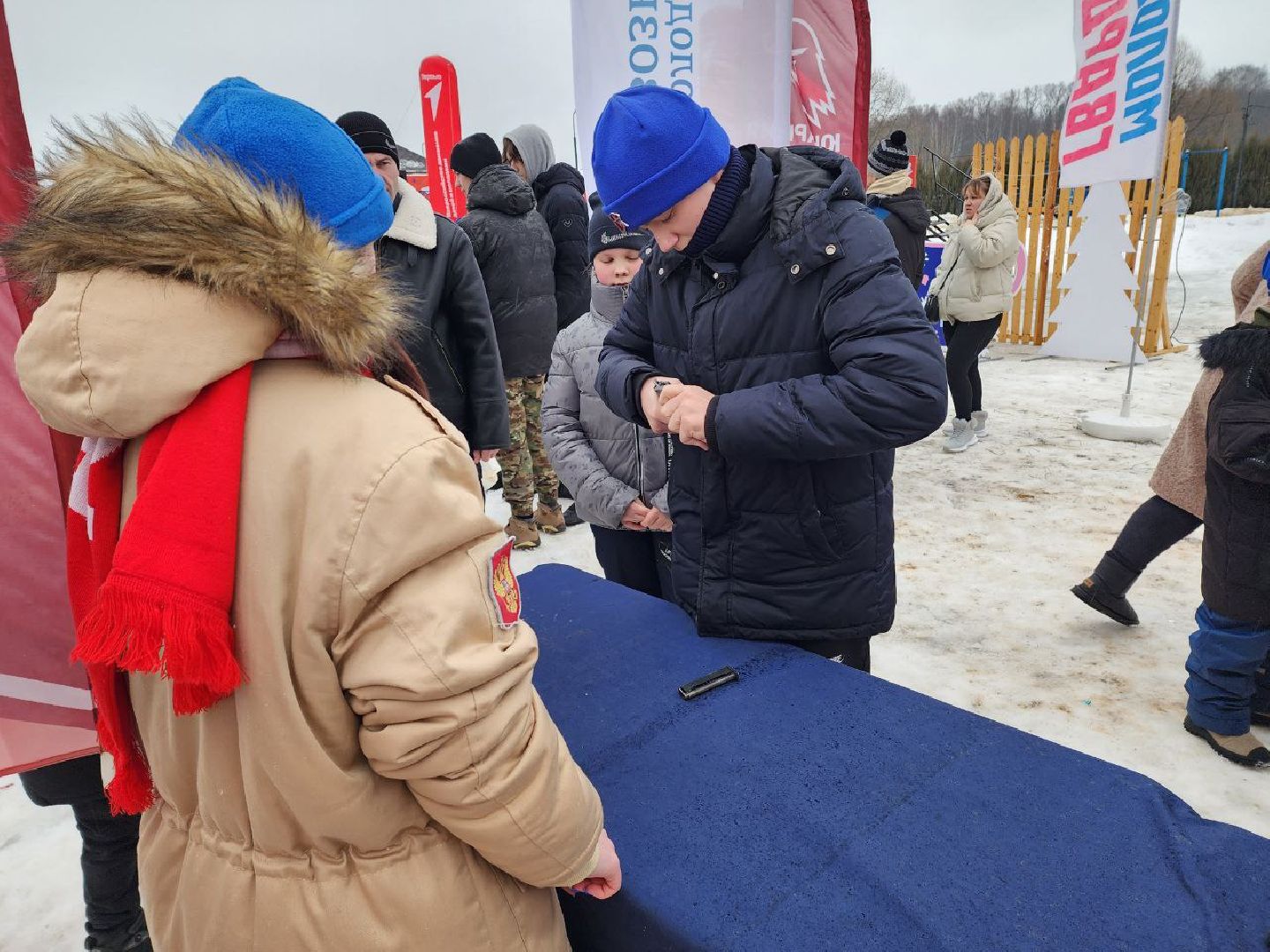 солнечногорск, жители, праздник, новый год, молодежь, вертикалки,