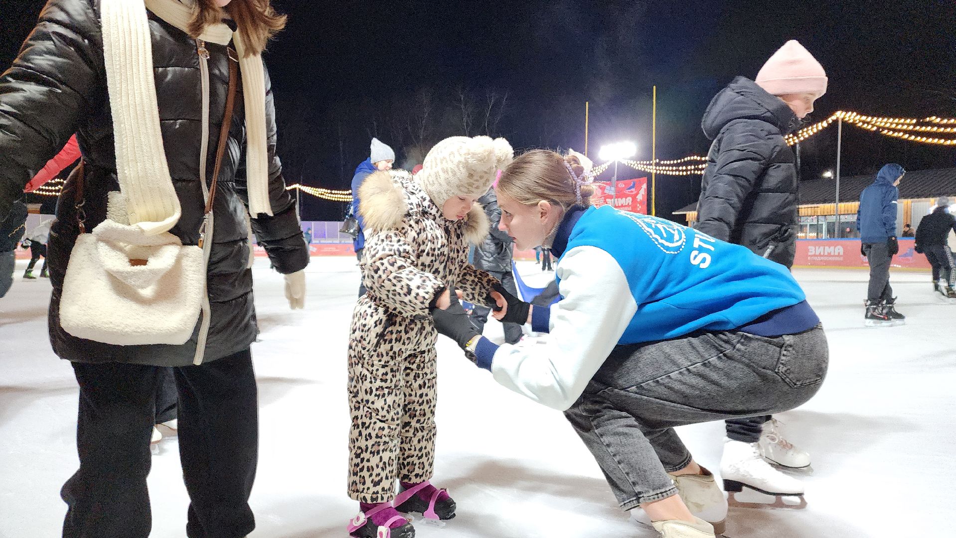 ступино, студия танцев на льду ступино, зима в подмосковье, парки подмосковья, парк ступино,
