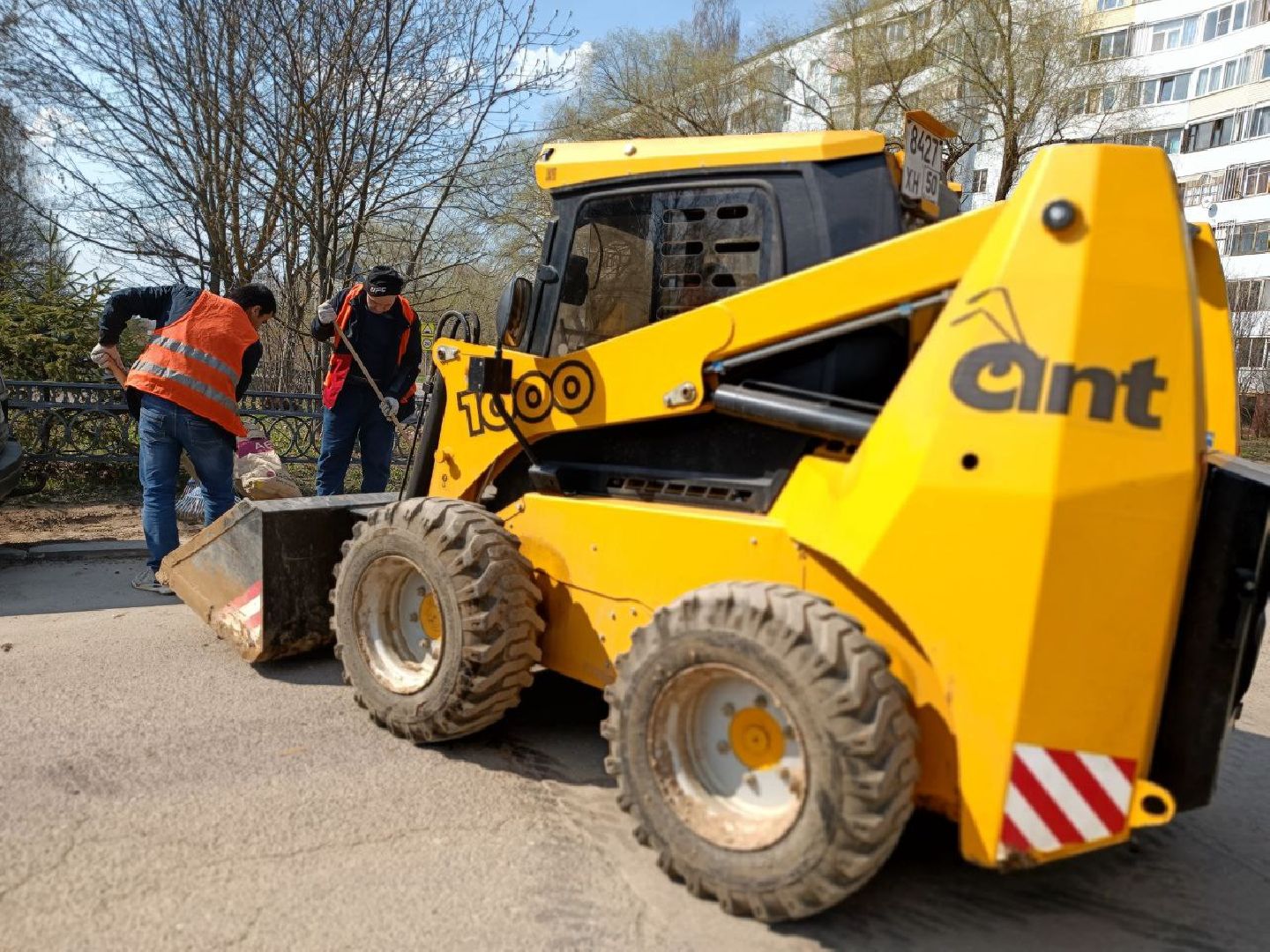 Можайск, Можайский городской округ, Подмосковье, уборка территории, субботник, благоустройство, месяц чистоты и благоустройства, дороги