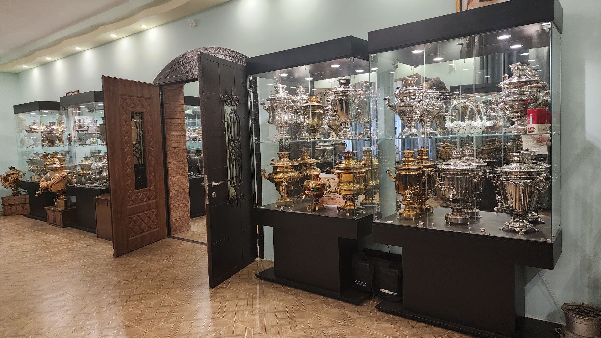 вертикалки, ивантеевка, музей самоваров, коллекционирование, коллекционер, старинные вещи, русский мир, экспозиция, экспонаты,